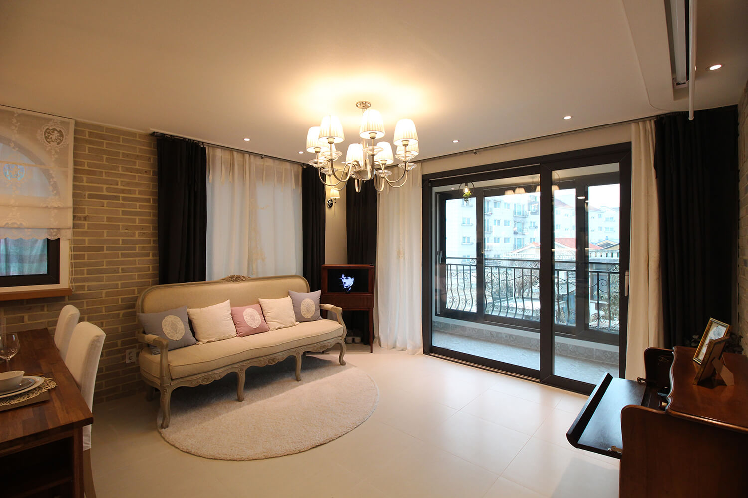 Preferring the speed of a money condo buyer